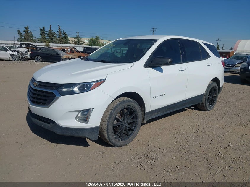 2018 Chevrolet Equinox, Repossession, IAAI, VIN 2GNAXREV2J6162009 — photo 2