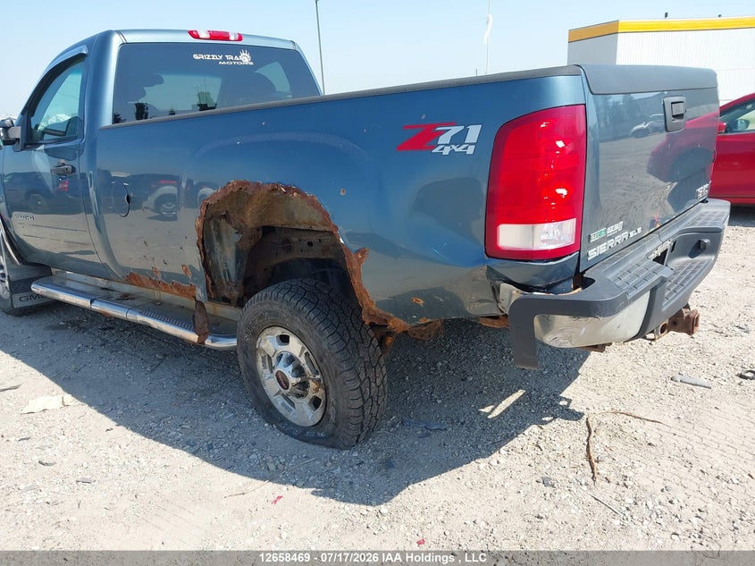 2012 GMC SIERRA 2500HD SLE PICKUP 6.0L V-8 VVT, 360HP