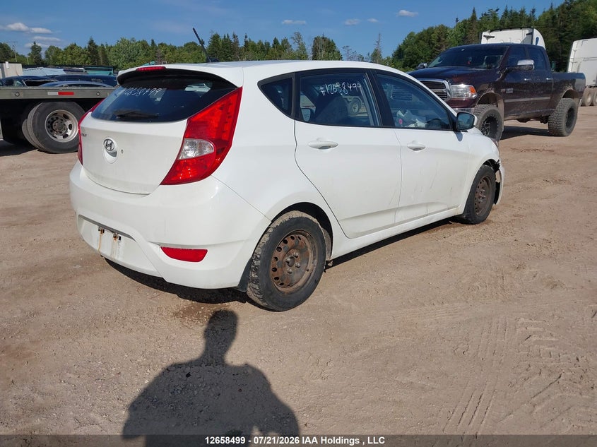 Vin: kmhct5ae2gu249460, lot: 3060677, hyundai accent gl 20164