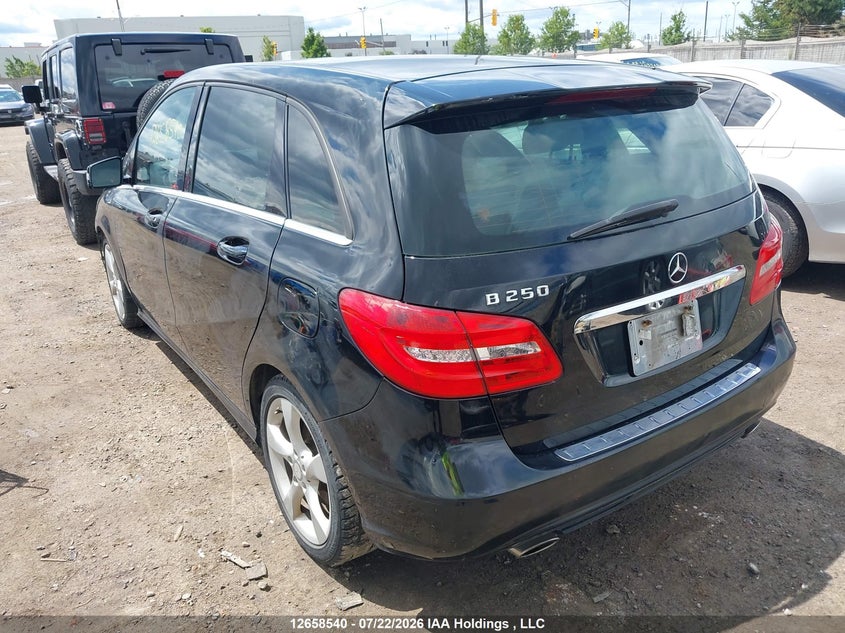 Vin: wddmh4eb2dj146059, lot: 3060721, mercedes-benz b250 20133