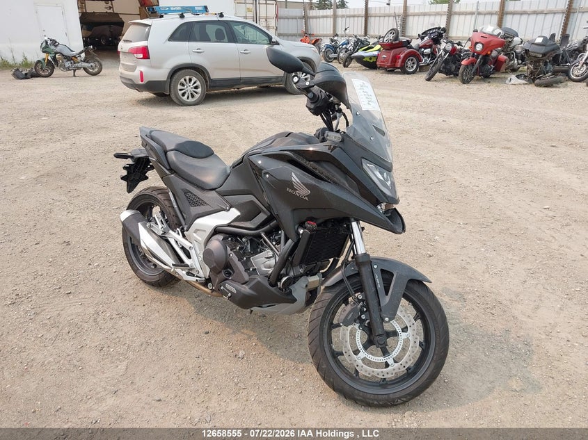 2023 Honda Nc750 Xd, Удар спереди, IAAI, VIN JH2RH0940PK200128