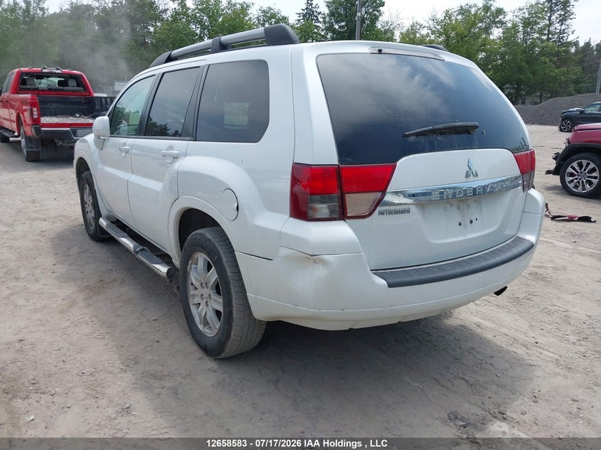 Vin: 4a4jn3as0be601950, lot: 3060768, mitsubishi endeavor se 20113