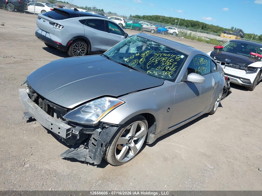2003 Nissan 350Z Touring, Правый бок, IAAI, VIN JN1AZ34E43T011476 — фото 2