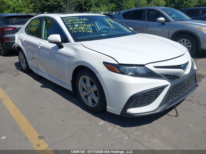 Vin: 4t1b21hk9pu019627, lot: 3060932, toyota camry hybrid se 2023 img_1
