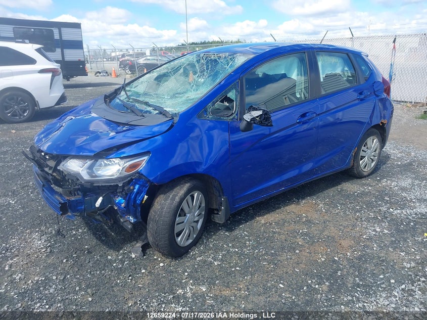 2016 Honda Fit Lx, Переворот, IAAI, VIN 3HGGK5H56GM104278 — фото 2