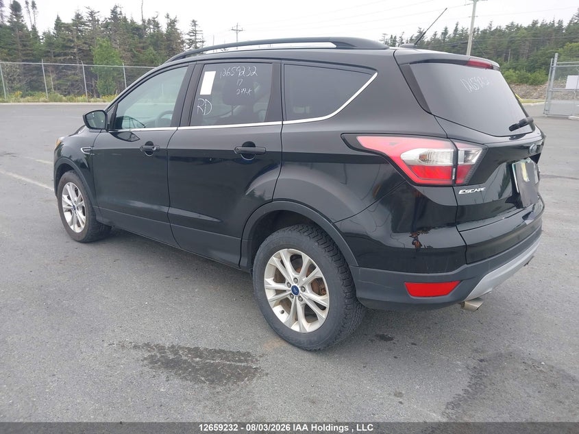 Vin: 1fmcu9gd0huc05171, lot: 3061475, ford escape se 20173