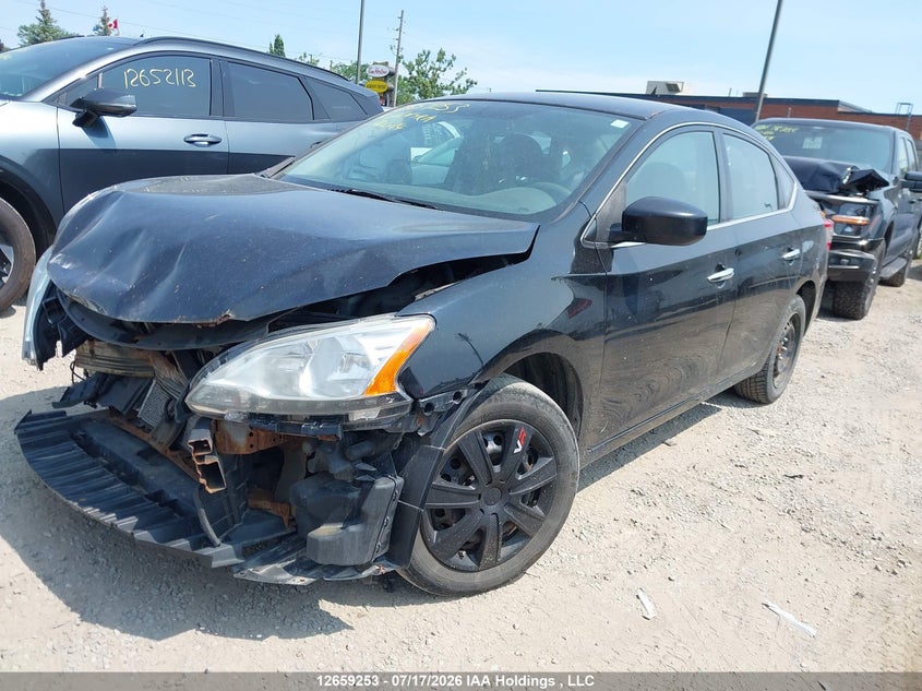 2014 Nissan Sentra, Front, IAAI, VIN 3N1AB7APXEL682014 — photo 2
