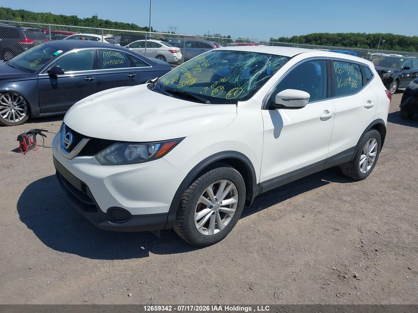 Vin: jn1bj1cr2hw119766, lot: 3061600, nissan qashqai s/sl/sv 20172