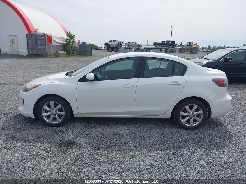 2013 MAZDA 3 HATCHBACK 2.0L I-4 DOHC, VVT, 148HP