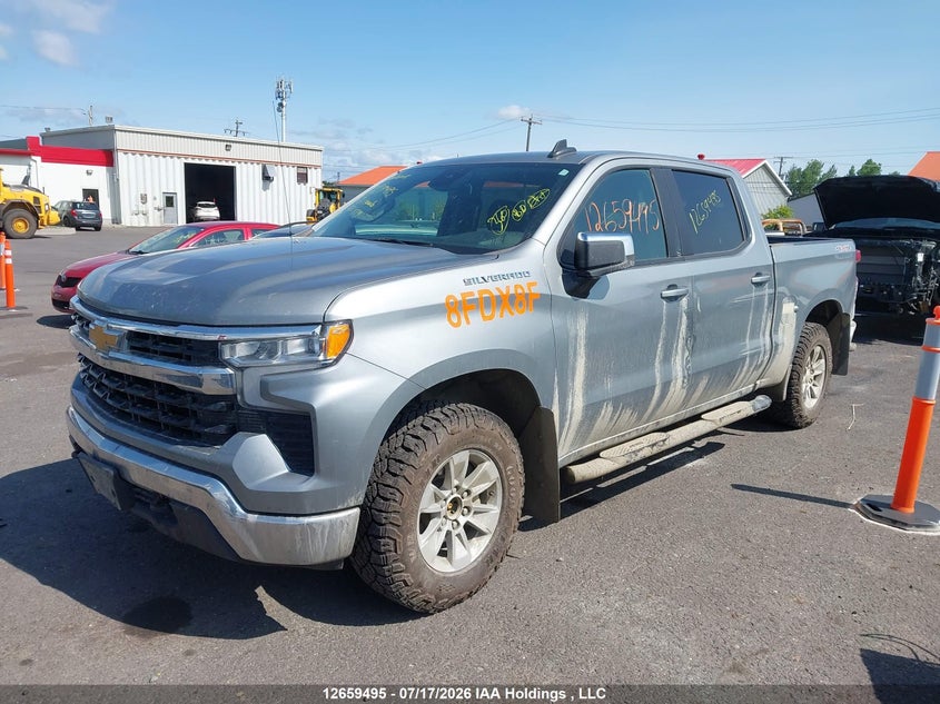 2025 Chevrolet Silverado, Water, IAAI, VIN 2GCUKDED8S1122479 — photo 2