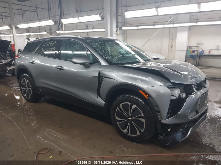 2024 Chevrolet Blazer 2Lt, Удар спереди, IAAI, VIN 3GNKDBRJ1RS215257