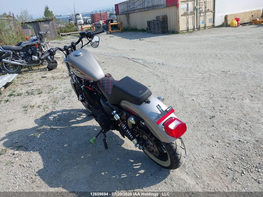 2007 HARLEY-DAVIDSON IRON MOTO 2