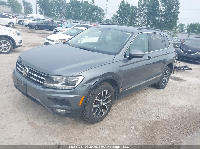 2018 Volkswagen Tiguan Se/Sel, Правый бок, IAAI, VIN 3VV2B7AXXJM088207 — фото 2