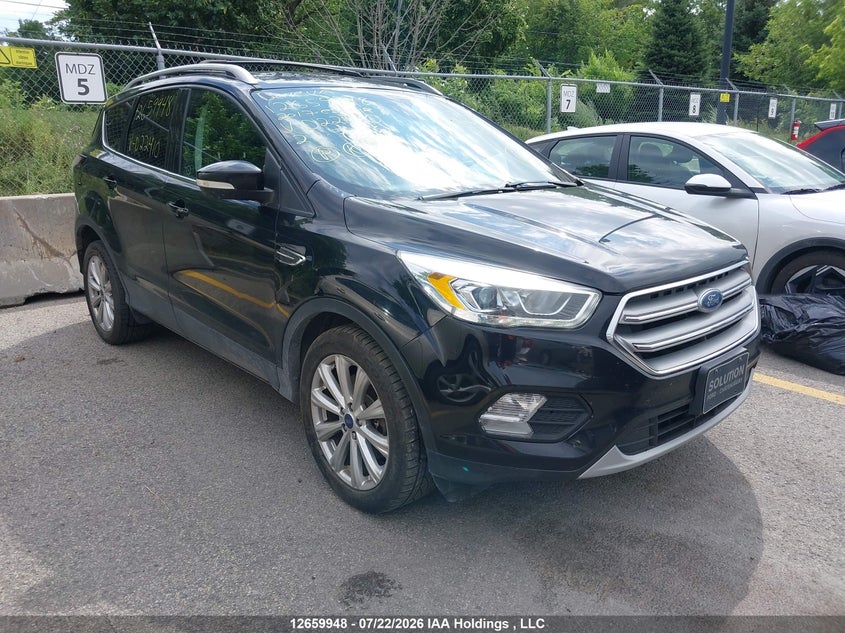 Vin: 1fmcu0j97hud22410, lot: 3062242, ford escape titanium 2017 img_1
