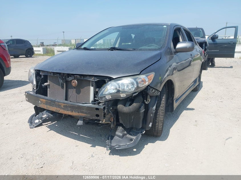 Vin: 2t1bu4ee4dc102812, lot: 3062287, toyota corolla s/le 20132