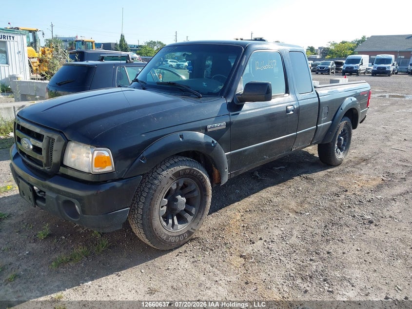 2011 Ford Ranger, Правый бок, IAAI, VIN 1FTLR4FE7BPA80775 — фото 2