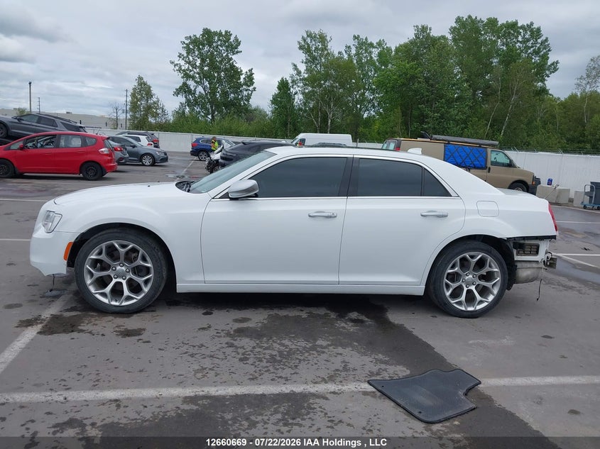 2018 CHRYSLER 300C SEDAN 5.7L V-8 VVT, 363HP