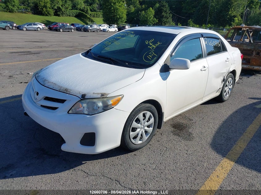 2013 Toyota Corolla, Удар спереди, IAAI, VIN 2T1BU4EE6DC127260 — фото 2