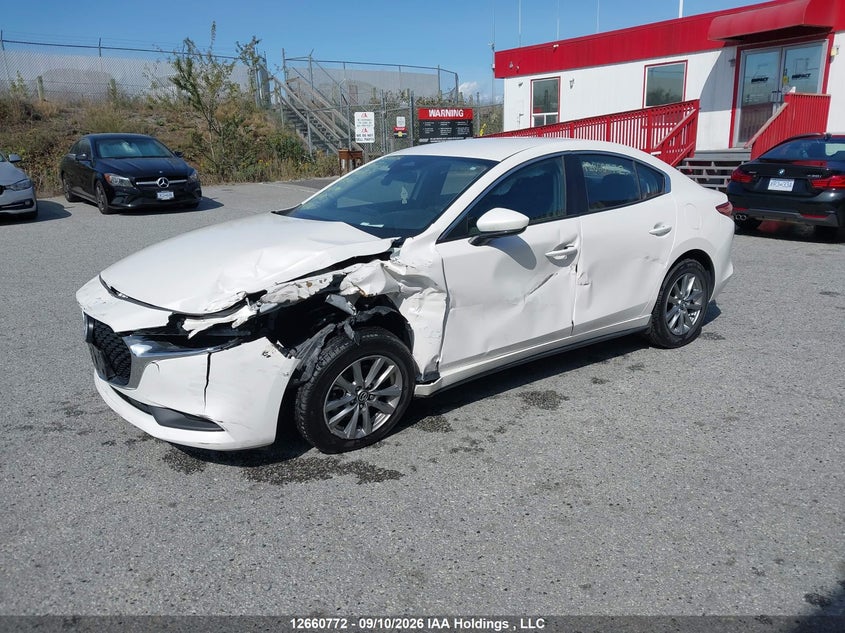 Vin: jm1bpabm7s1777511, lot: 3063082, mazda 3 select sport 20252