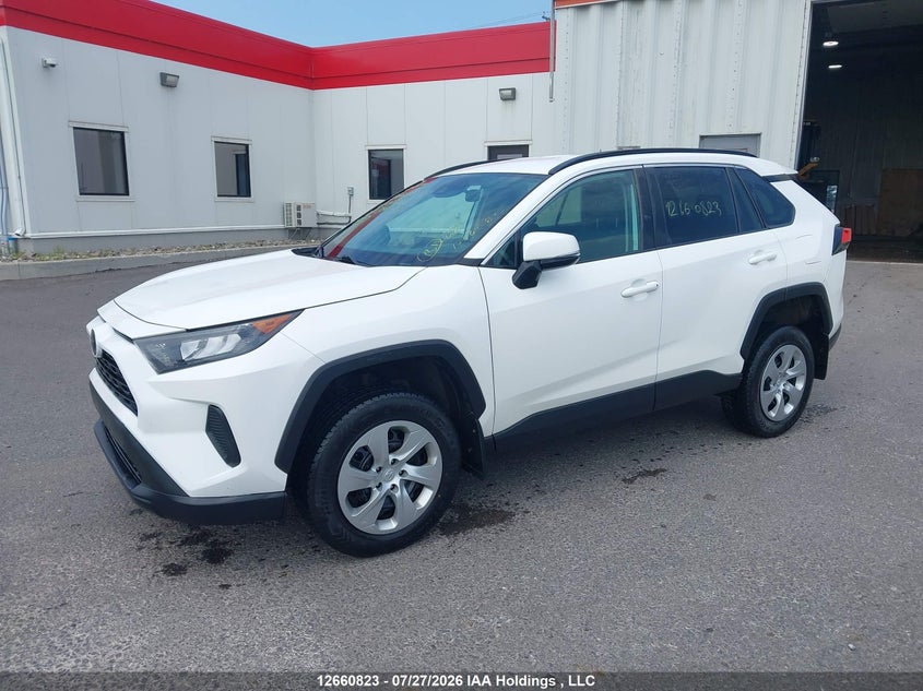 2021 Toyota RAV 4, Удар сзади, IAAI, VIN 2T3B1RFV4MC222962 — фото 2