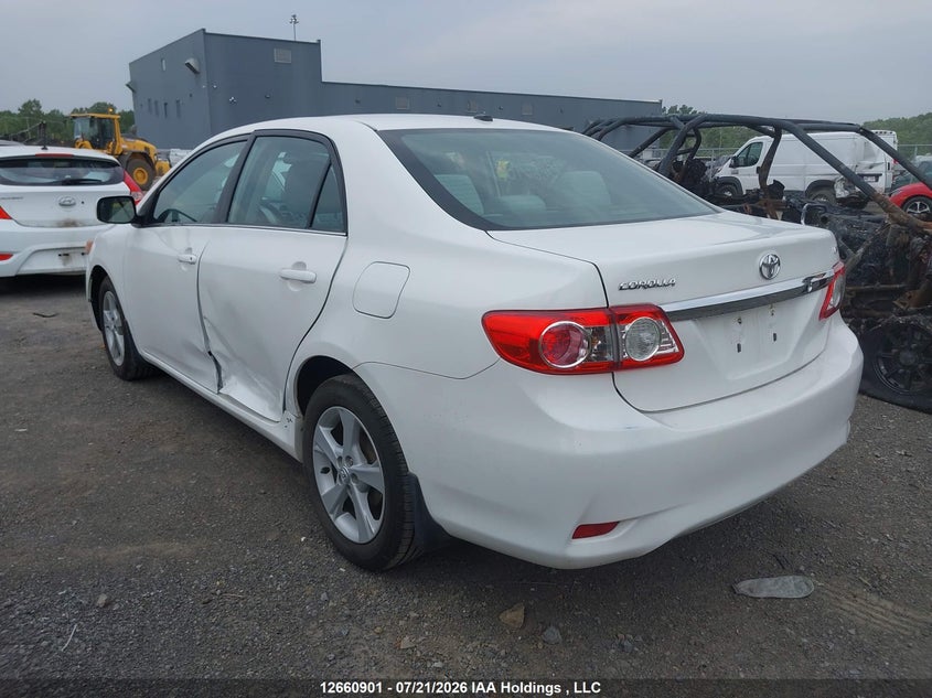 Vin: 2t1bu4ee1dc048692, lot: 3063232, toyota corolla s/le 20133