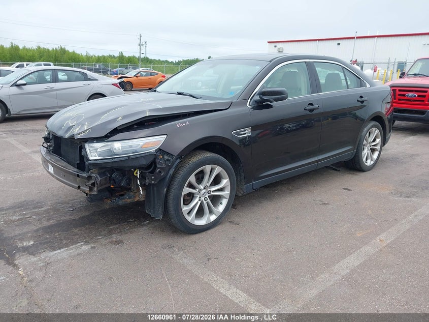 2013 Ford Taurus, Front, IAAI, VIN 1FAHP2E86DG125077 — photo 2
