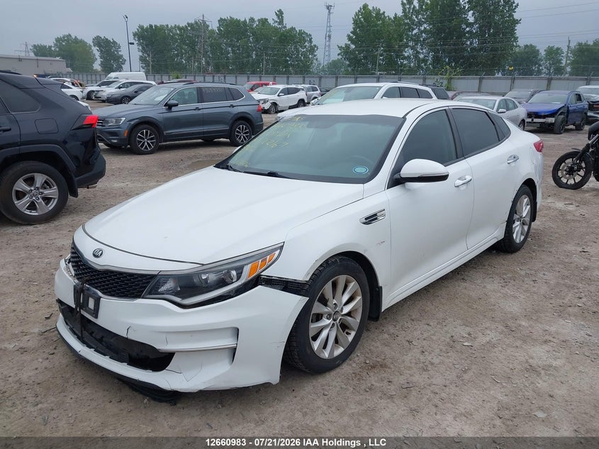 2016 Kia Optima, Front, IAAI, VIN 5XXGT4L39GG062167 — photo 2