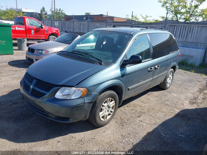 2005 Dodge Caravan, Right Side, IAAI, VIN 1D4GP25R95B128149 — photo 2