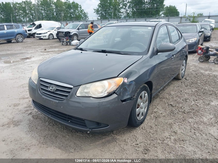 2009 Hyundai Elantra Gl/L, Front, IAAI, VIN KMHDU45D79U718865 — photo 2