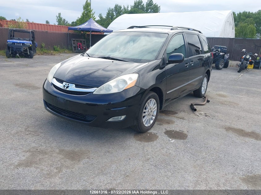 2010 Toyota Sienna, Rear, IAAI, VIN 5TDDK4CC9AS031948 — photo 2