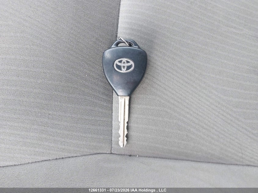 2013 TOYOTA COROLLA SEDAN 1.8L I-4 DOHC, VVT, 132HP