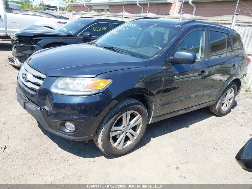 2012 Hyundai Santa Fe Gls, Front, IAAI, VIN 5XYZGDAB7CG150051 — photo 2