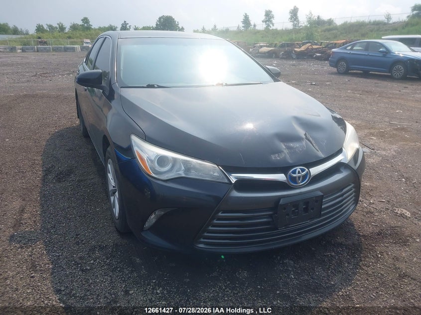 2015 Toyota Camry Hybrid/Le/Xle/Se