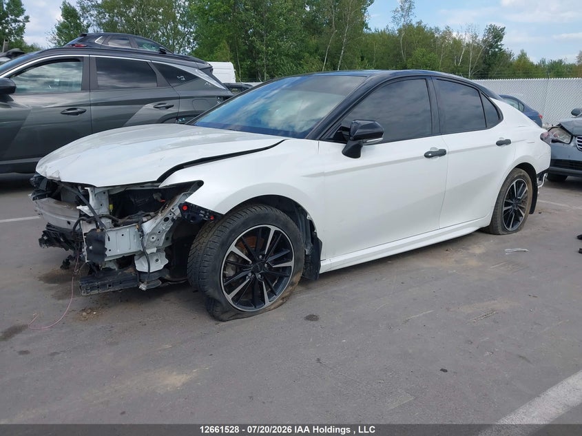 2022 Toyota Camry, Удар ззаду, IAAI, VIN 4T1K31AK9NU042796 — фото 2