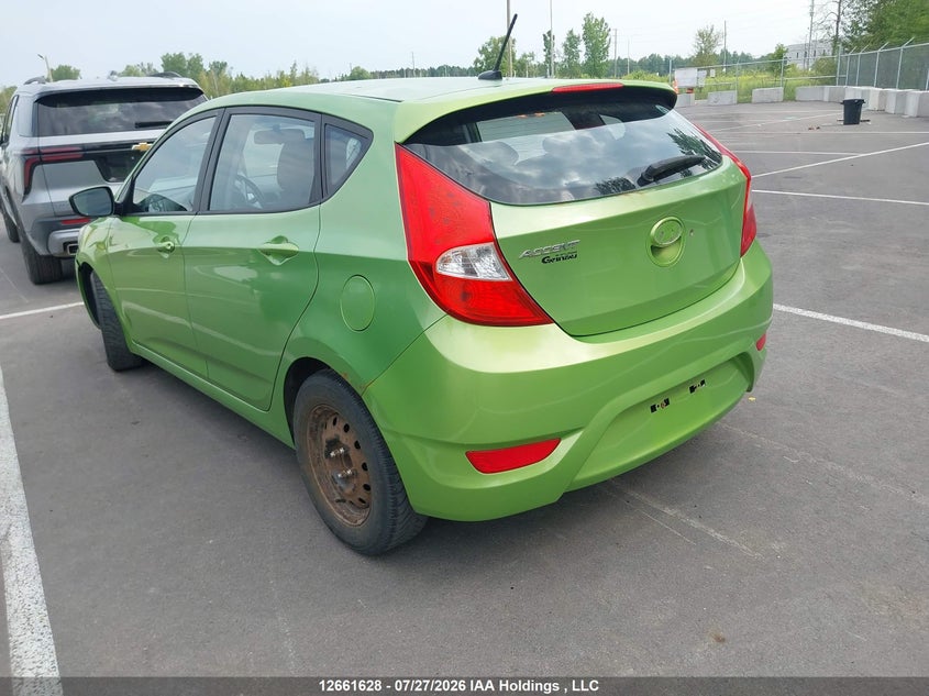 Vin: kmhct5ae4du102536, lot: 3063981, hyundai accent 20133