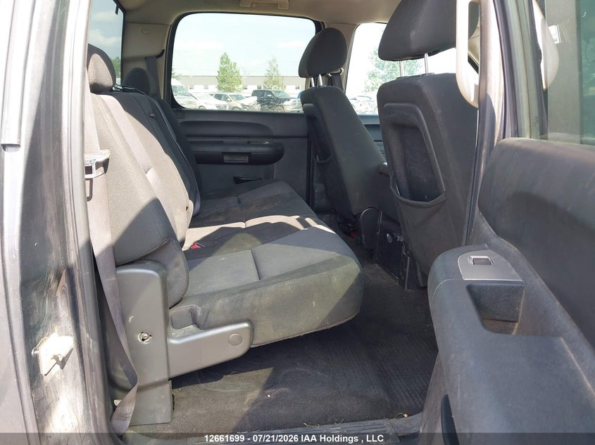 2011 GMC SIERRA PICKUP 5.3L V-8 VVT, 326HP