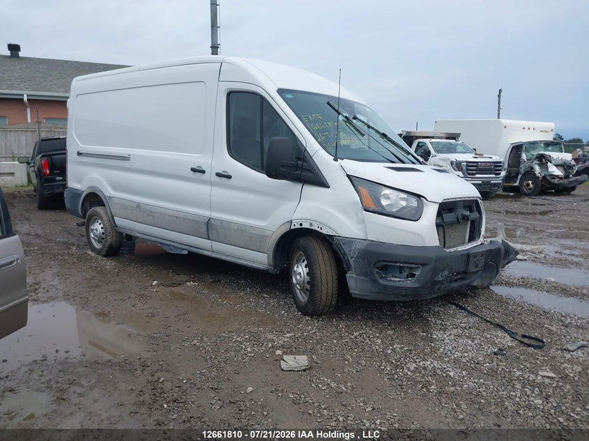 2026 Ford Transit T-250, Левый бок, IAAI, VIN 1FTBR2C82TKA59104