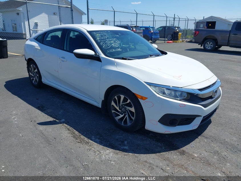 Vin: 2hgfc2f60jh014228, lot: 3064224, honda civic se 2018 img_1