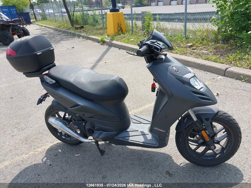 2022 PIAGGIO TYPHOON BIKE 1