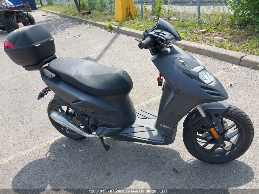 2022 PIAGGIO TYPHOON BIKE 1