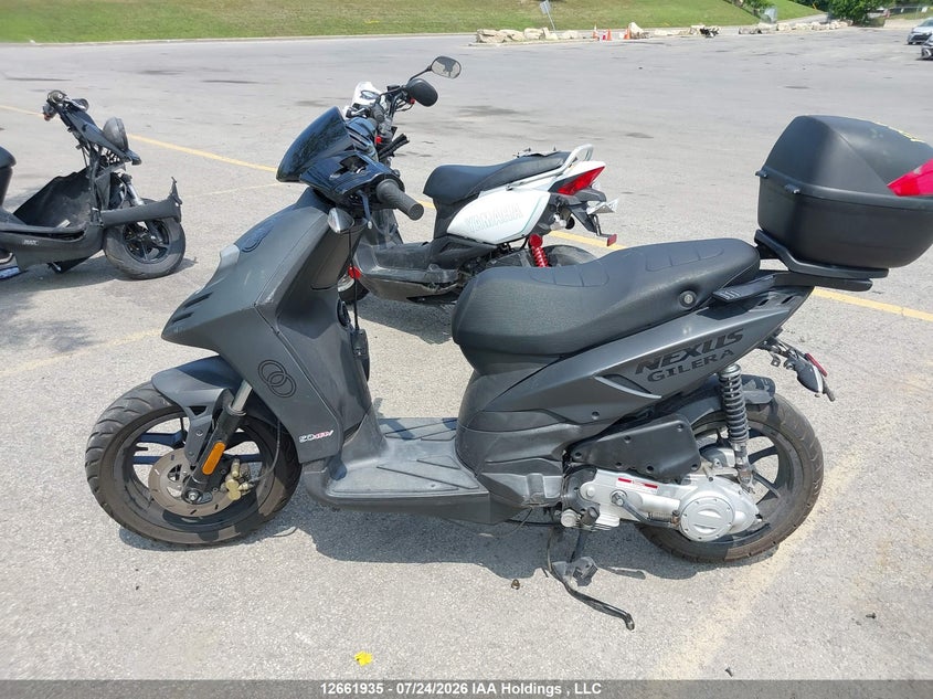 2022 PIAGGIO TYPHOON BIKE 1