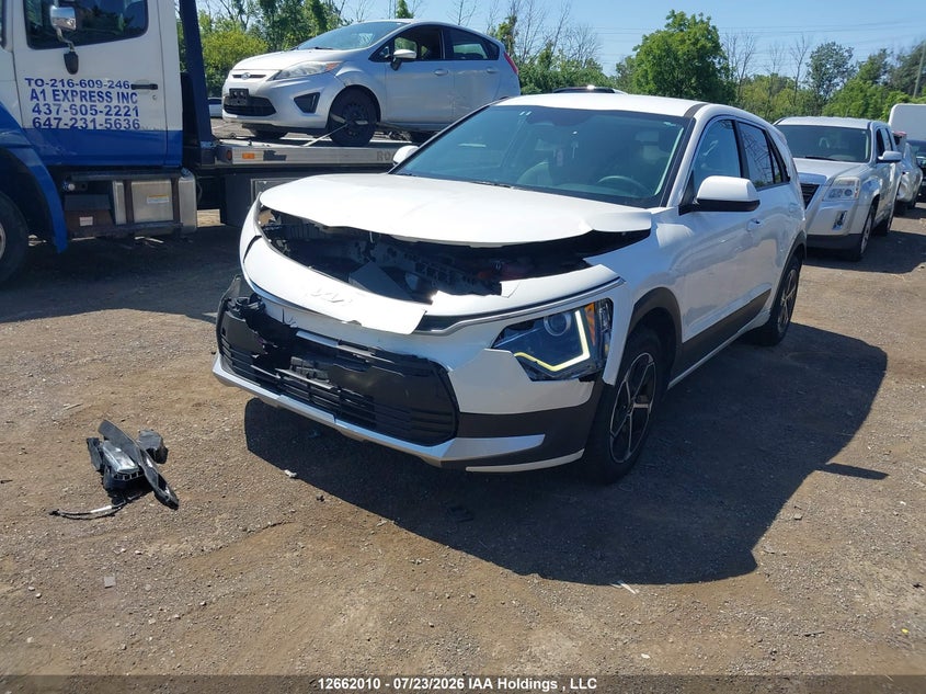 2025 Kia Niro, Front, IAAI, VIN KNDCP3LE9S5288012 — photo 2