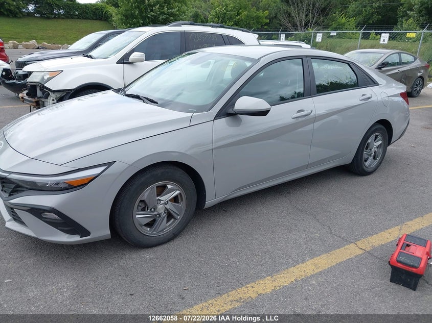 2024 Hyundai Elantra Essential, Water, IAAI, VIN KMHLM4DG4RU713677 — photo 2