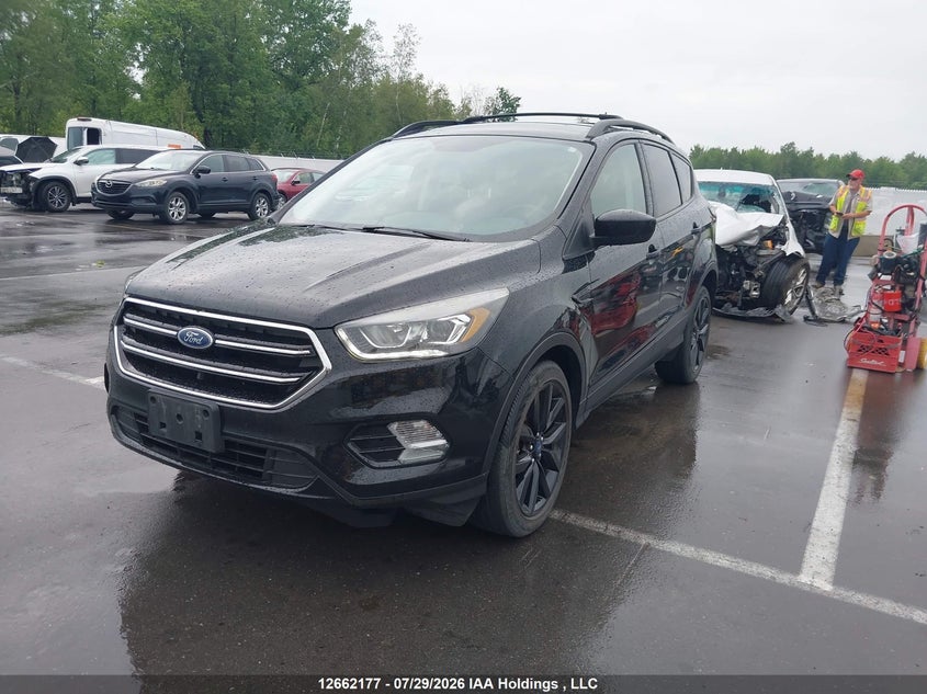 Vin: 1fmcu9gd3jua12986, lot: 3064565, ford escape se 20182