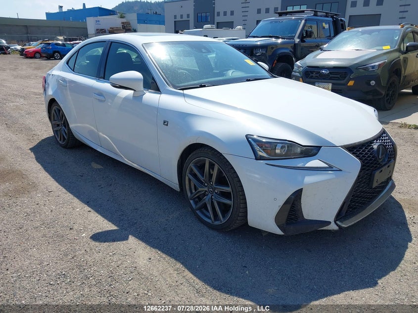 Vin: jthc81d21j5028710, lot: 3064654, lexus is 300 300 2018 img_1