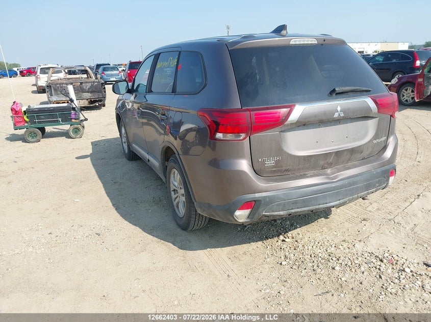 Vin: ja4az2a30jz601821, lot: 3064822, mitsubishi outlander es 20183