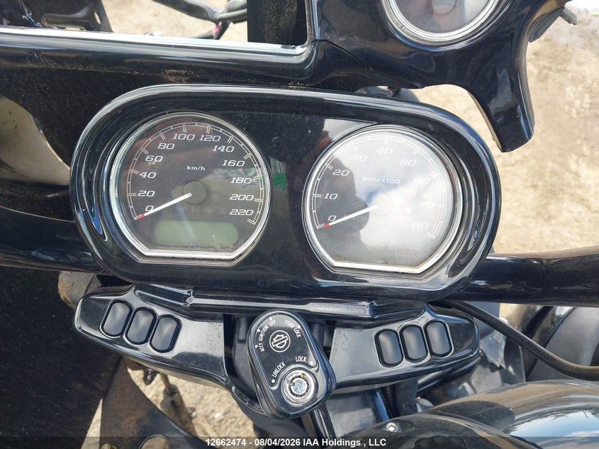 2023 HARLEY-DAVIDSON ROAD GLIDE MOTO 2