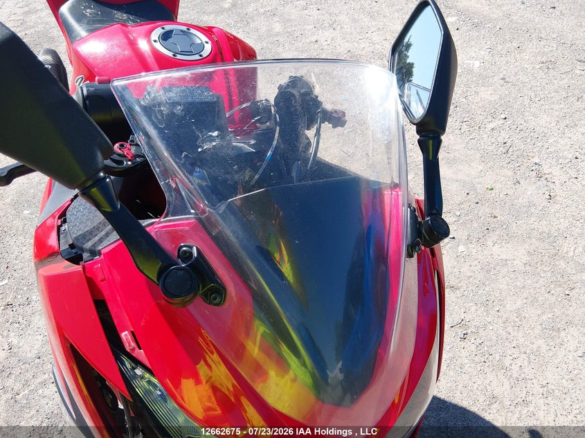 2013 KAWASAKI NINJA SPORT_BIKE 2