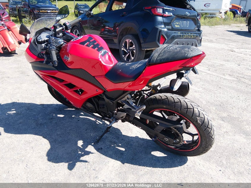 2013 KAWASAKI NINJA SPORT_BIKE 2