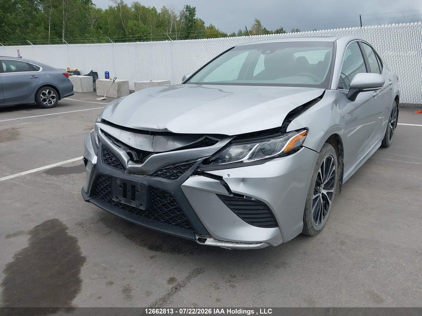Vin: 4t1b11hkxju540124, lot: 3065262, toyota camry se 20182